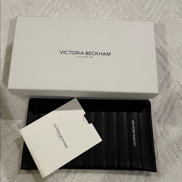 NWT Victoria Beckham Striped Blonde Havana Tinted Sunglasses Model: VB670S 223 - Picture 6 of 8